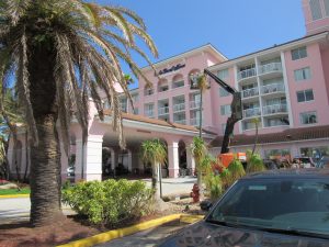 Valet View of Palm Beach Shores Resort Vacation Villas
